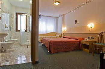 Hotel Pineta 3*